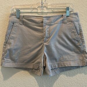 New York & Company Light Gray Women's Shorts